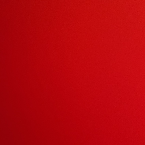 Meet your Posher, Ellen - Picture 2 of 2